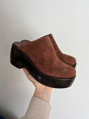 Everlane the wooden puffa clog dark umber suede brown chunky platform heels 7.5